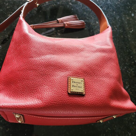 Dooney & Bourke Pebble Paige Grain Paige Sac Shoulder Bag - Red - Picture 5 of 9